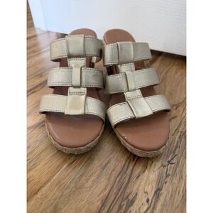 Tommy Bahama "Stephanie" Gold Metallic Strappy Espadrille Wedge Sandals 8